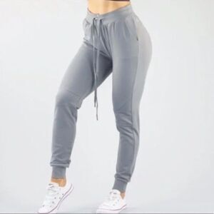 BuffBunny Jasmine Jogger Size Small